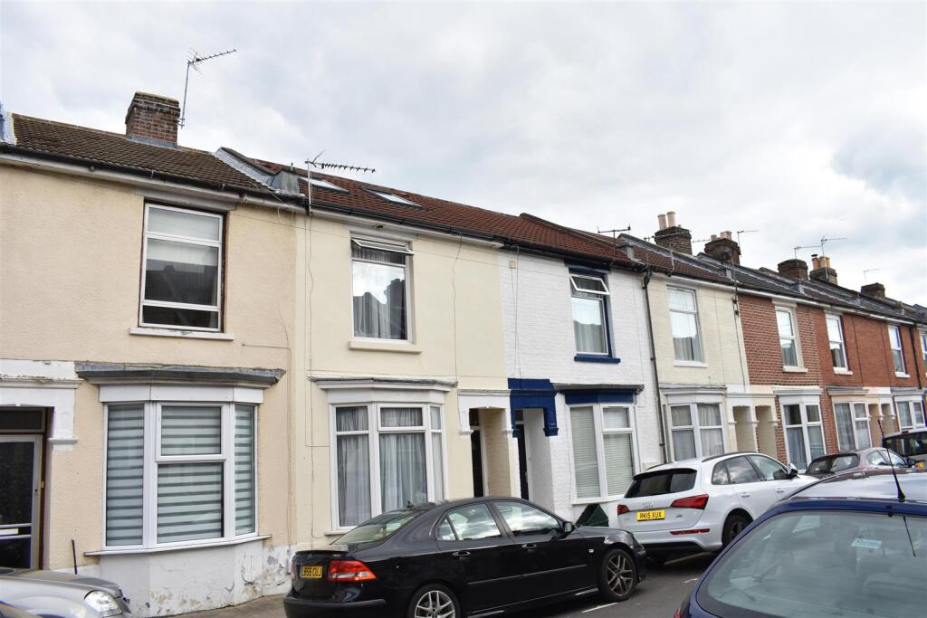 5 bed Mid Terraced House for rent in Portsmouth. From Christies - Southsea