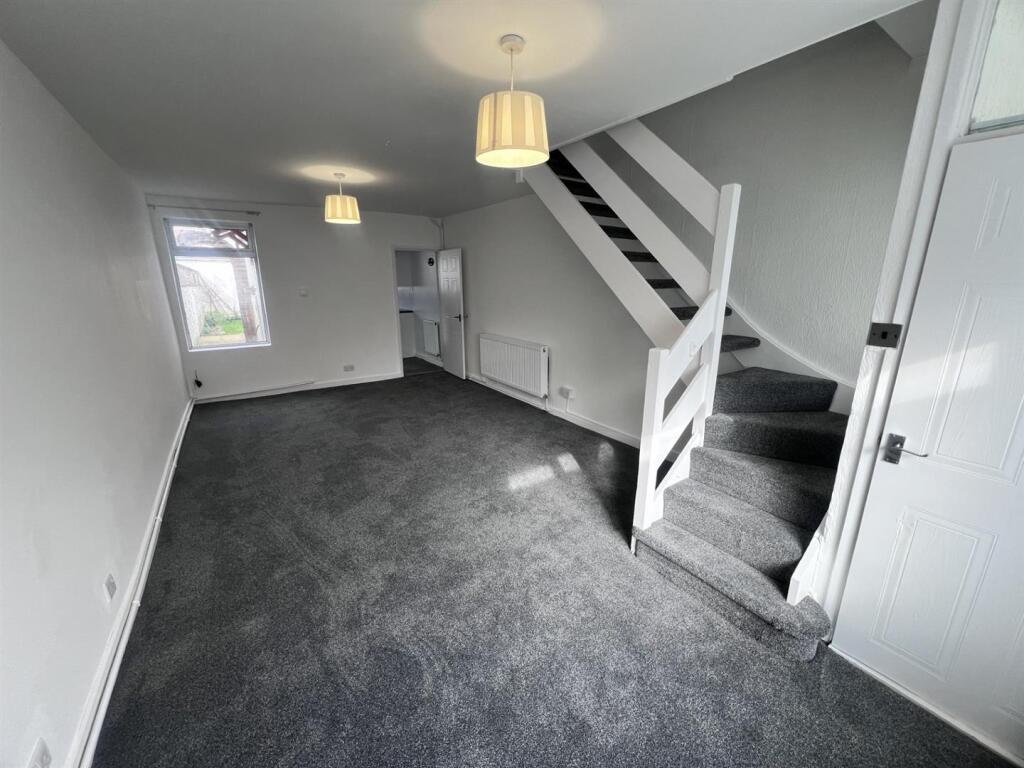 2 bed Mid Terraced House for rent in Portsmouth. From Christies - Southsea