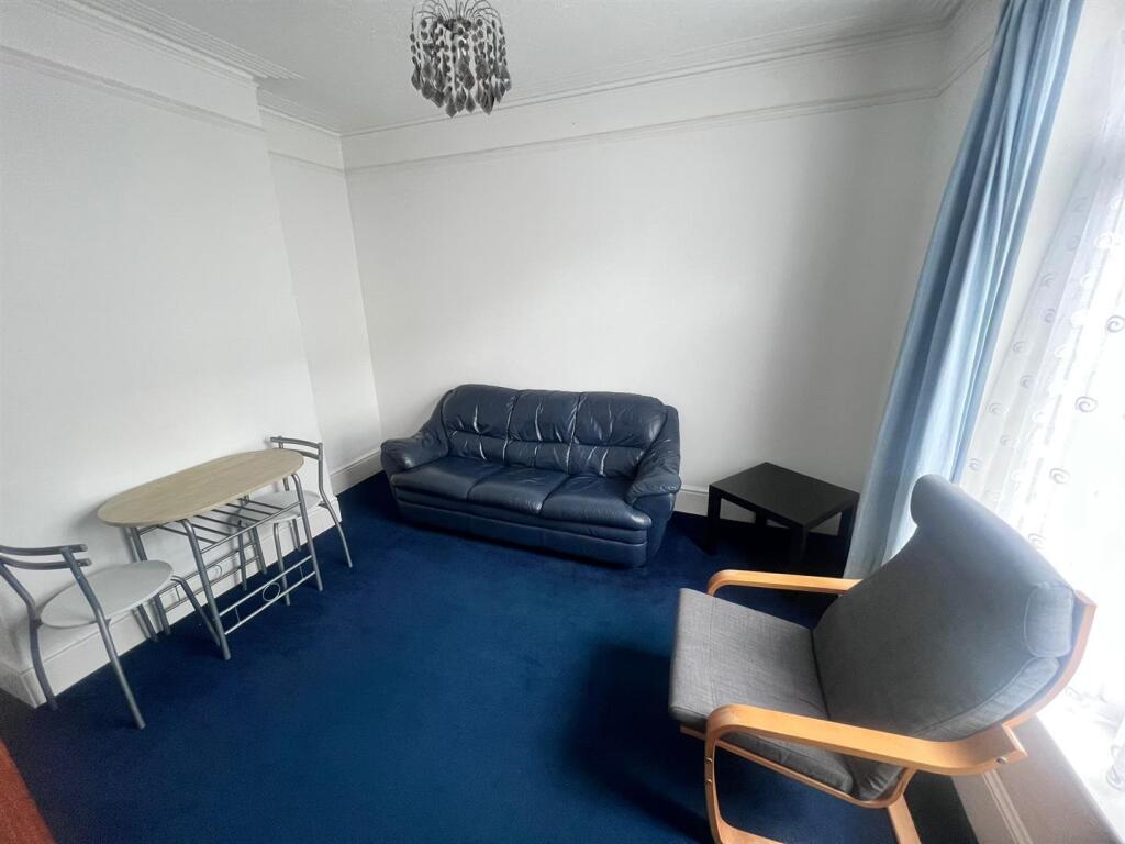 4 bed Mid Terraced House for rent in Portsmouth. From Christies - Southsea