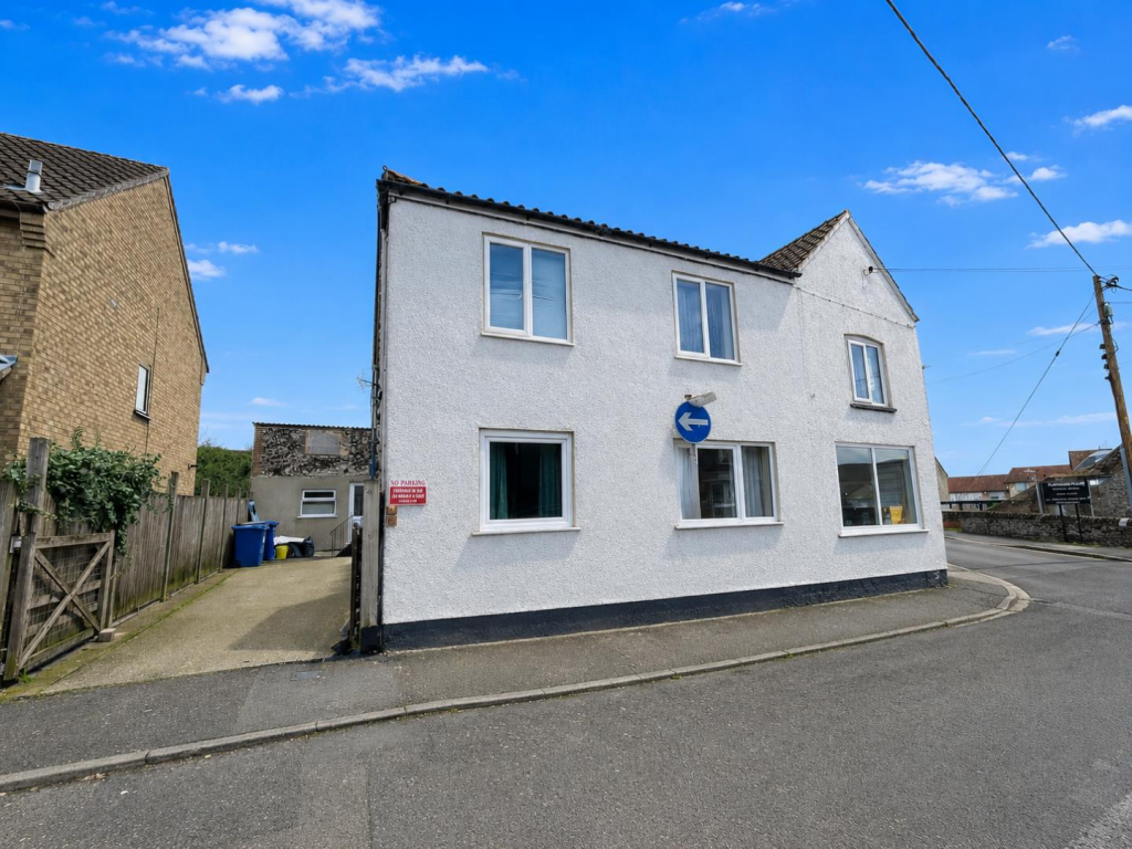 2 bed 1st Floor Flat for rent in Brandon. From Chilterns - Brandon