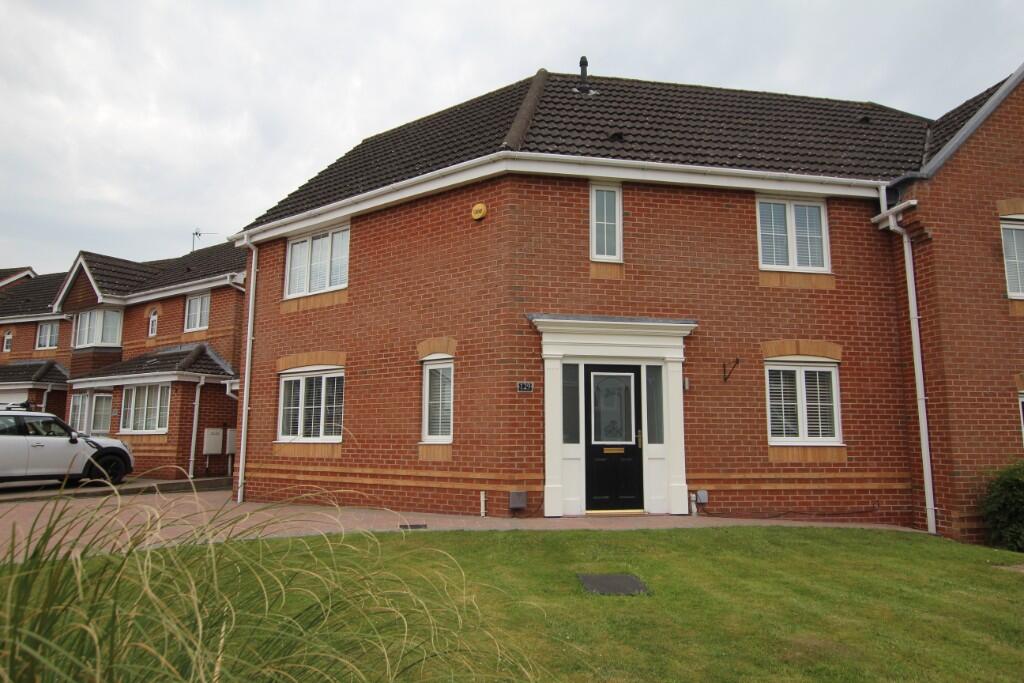 3 bed Semi Detached for rent in Hartshill. From Chris McAvoy Lettings - Atherstone