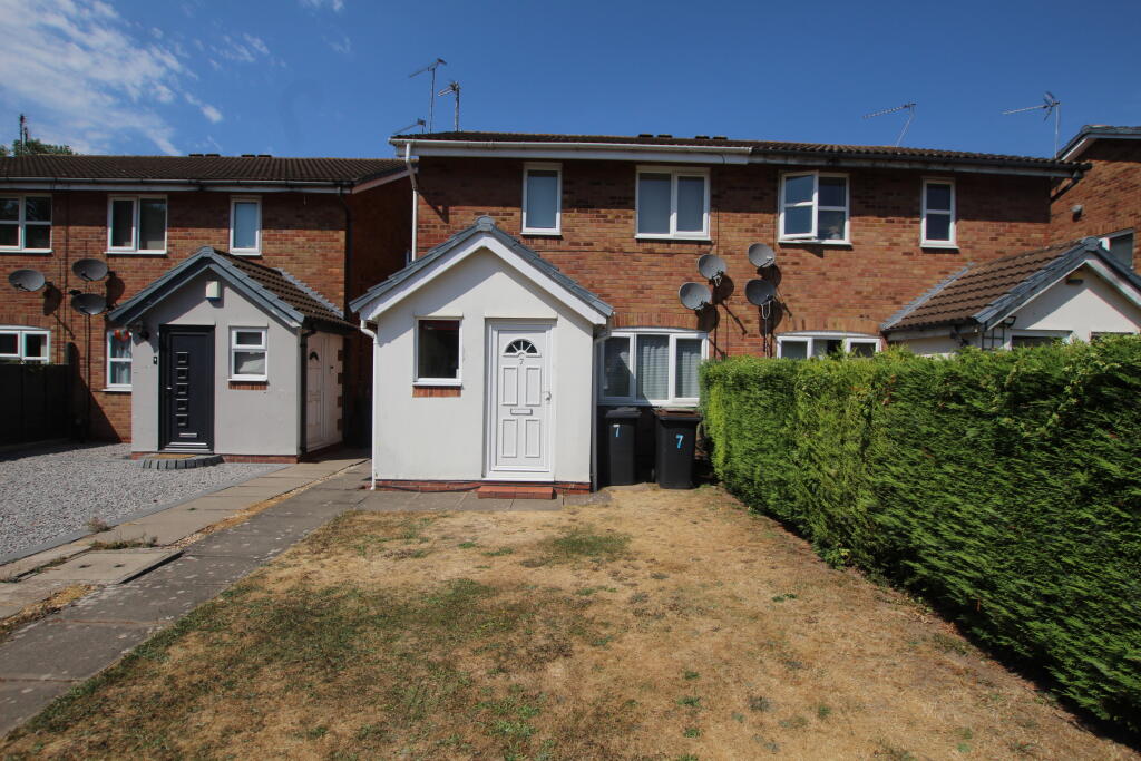 2 bed House (unspecified) for rent in Nuneaton. From Chris McAvoy Lettings - Atherstone