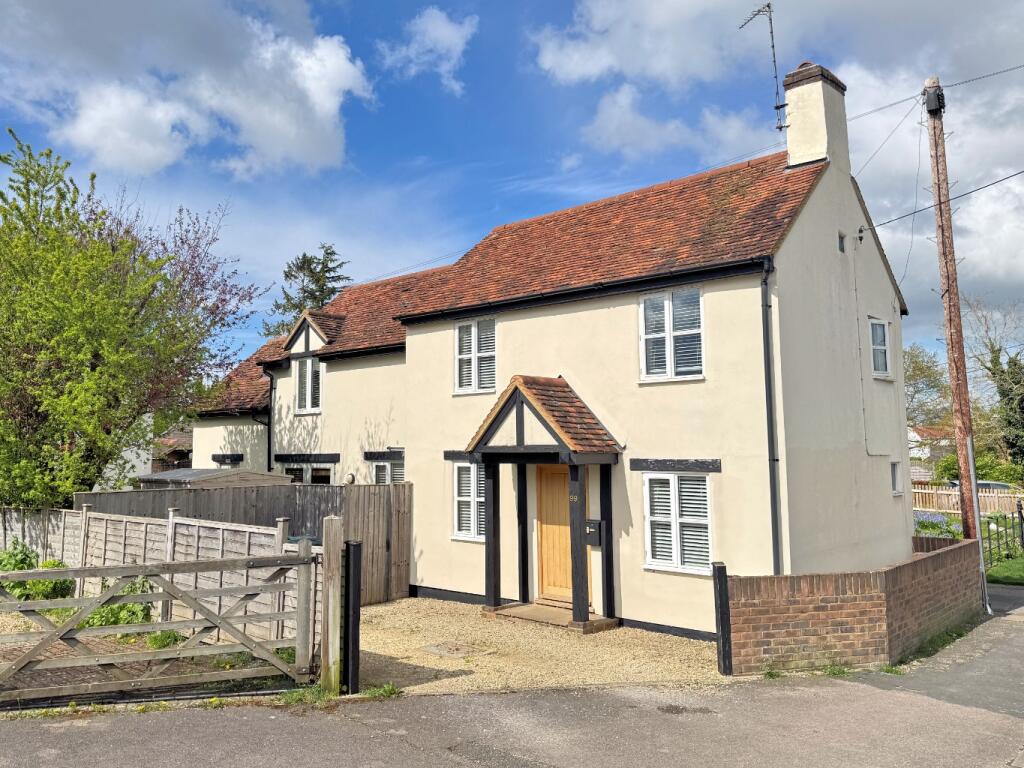 3 bed Detached for rent in Aston Clinton. From Christopher Pallet - Wendover