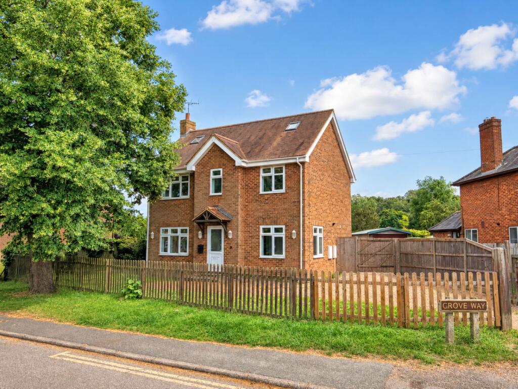 3 bed Detached for rent in Waddesdon. From Christopher Pallet - Wendover 3 bed Detached for rent in Waddesdon. From Christopher Pallet - Wendover
