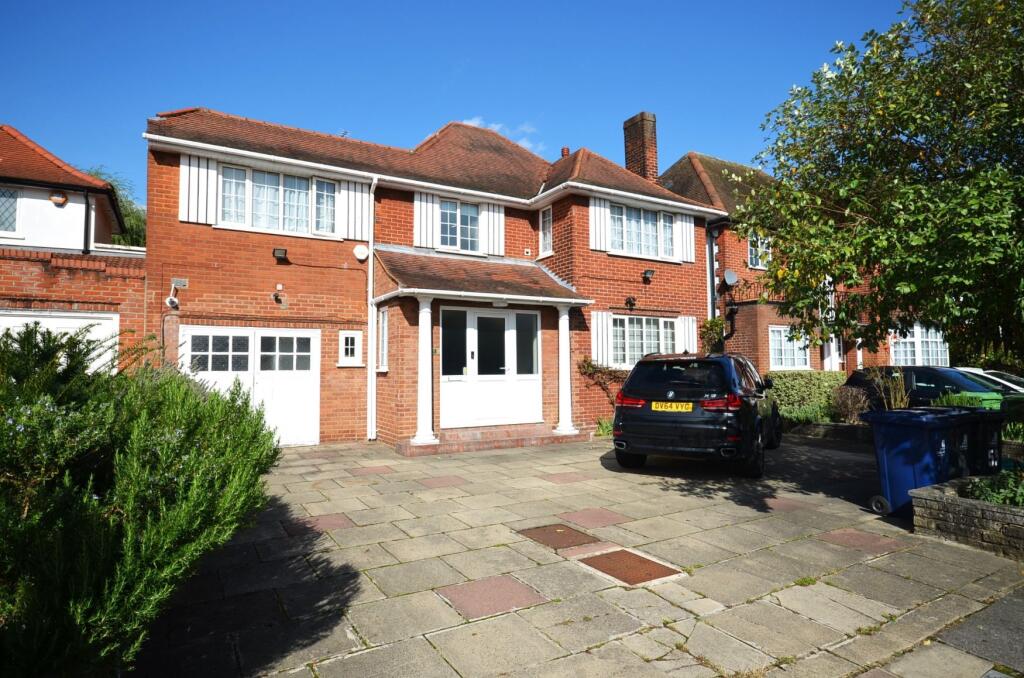 5 bed Detached for rent in Acton. From Citydeal Estates - London