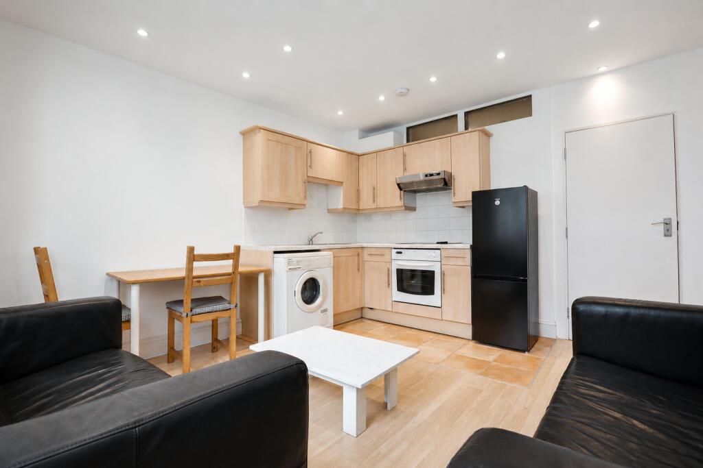 1 bed 1st Floor Flat for rent in London. From Citydeal Estates - London