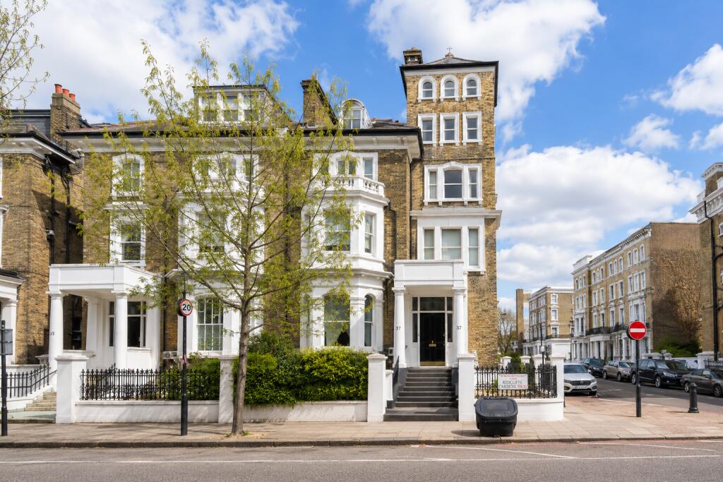1 bed 1st Floor Flat for rent in Chelsea. From Citydeal Estates - London