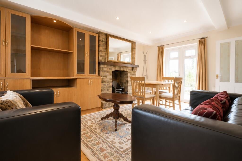4 bed Mid Terraced House for rent in Acton. From Citydeal Estates - London