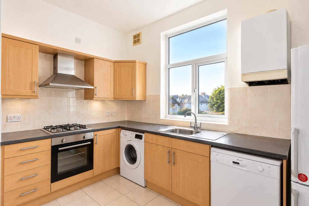 2 bed 1st Floor Flat for rent in London. From Citydeal Estates - London 2 bed 1st Floor Flat for rent in London. From Citydeal Estates - London