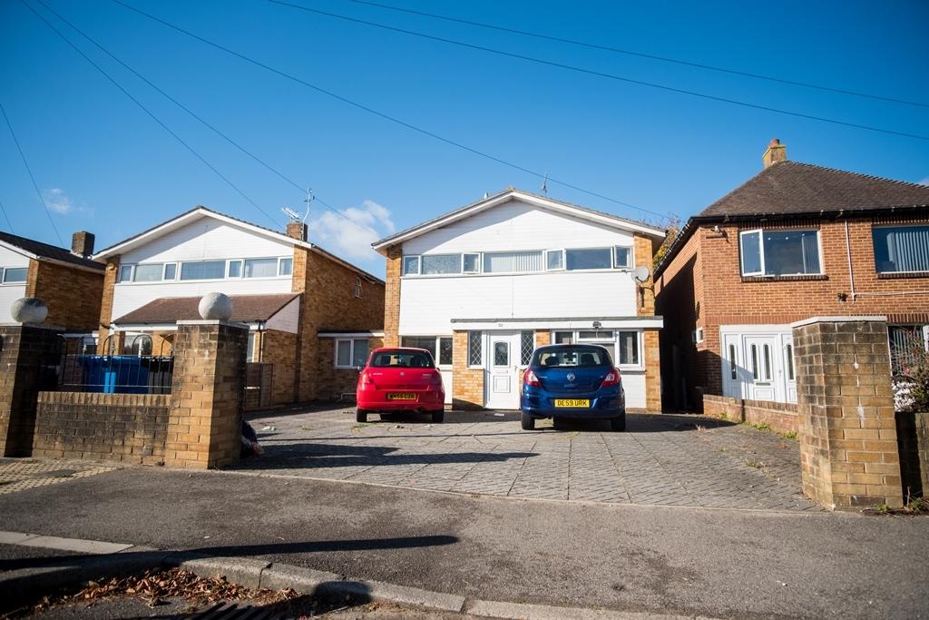 5 bed Detached for rent in Bournemouth. From Clarkes Estate Agents - Bournemouth 5 bed Detached for rent in Bournemouth. From Clarkes Estate Agents - Bournemouth
