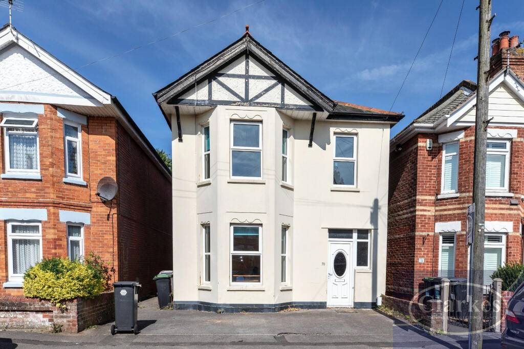 1 bed Detached for rent in Bournemouth. From Clarkes Estate Agents - Bournemouth