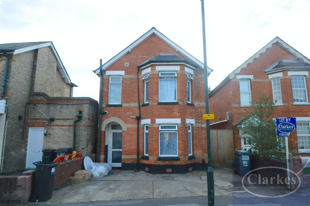 4 bed Detached for rent in Bournemouth. From Clarkes Estate Agents - Bournemouth