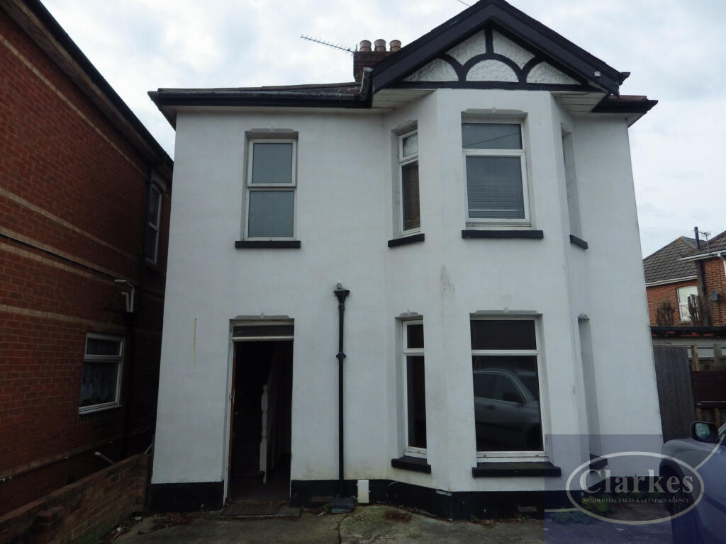 5 bed Detached for rent in Bournemouth. From Clarkes Estate Agents - Bournemouth