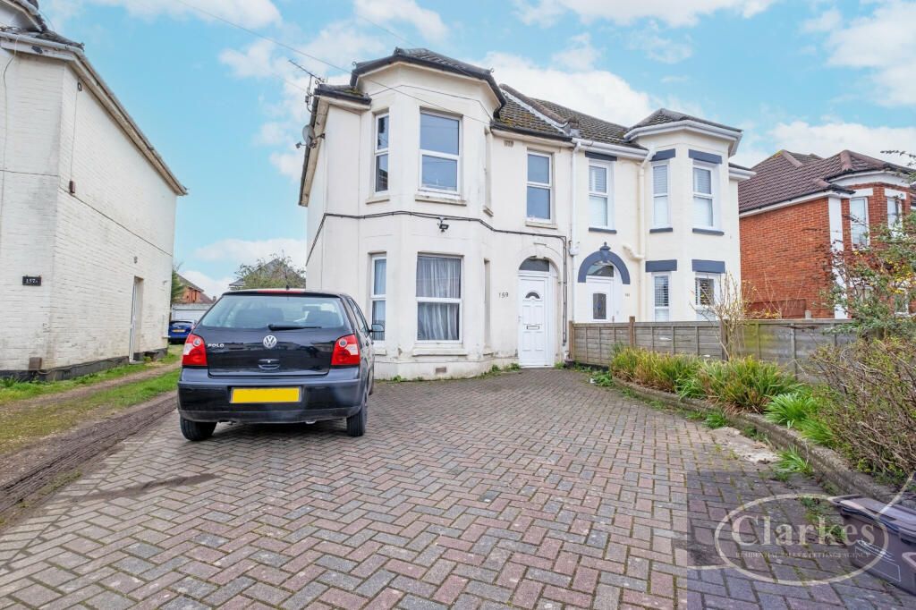 6 bed Detached for rent in Bournemouth. From Clarkes Estate Agents - Bournemouth
