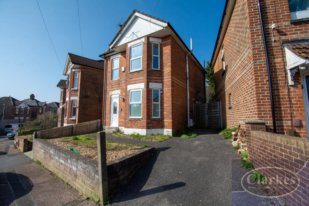 3 bed Detached for rent in Bournemouth. From Clarkes Estate Agents - Bournemouth