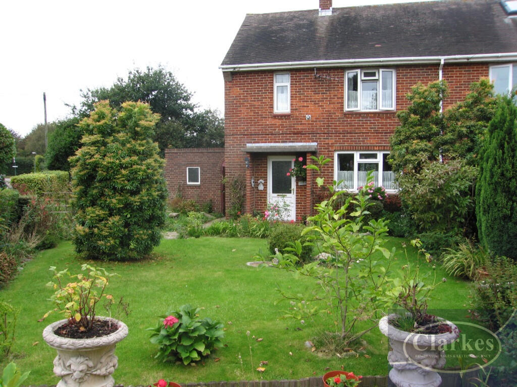 2 bed Semi Detached for rent in Longham. From Clarkes Estate Agents - Bournemouth 2 bed Semi Detached for rent in Longham. From Clarkes Estate Agents - Bournemouth