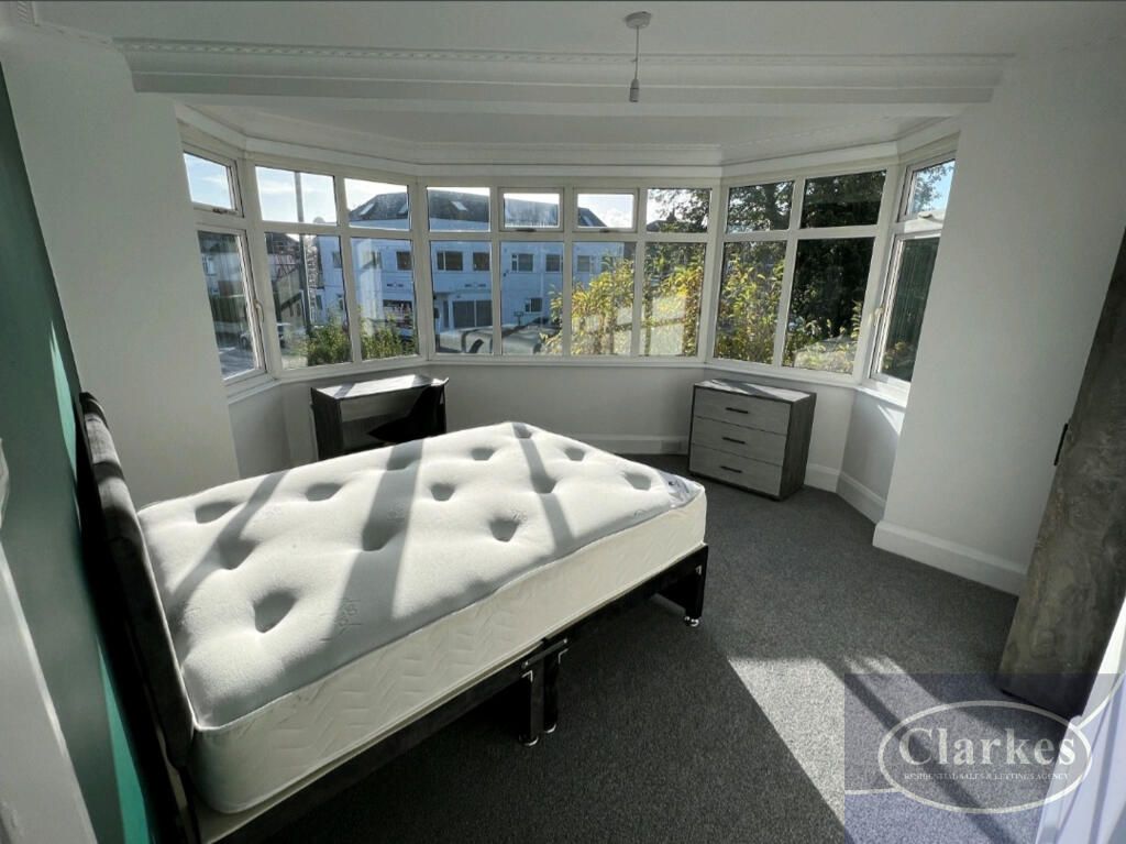 1 bed HMO for rent in West Parley. From Clarkes Estate Agents - Bournemouth
