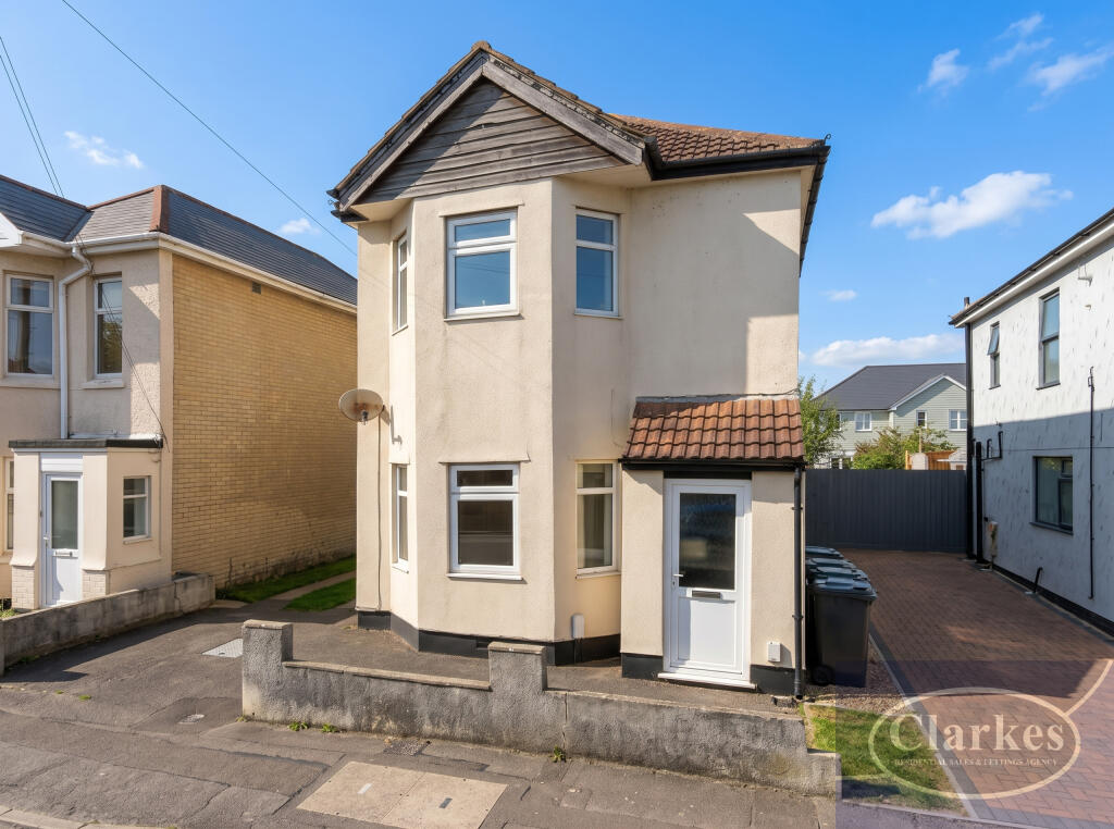 6 bed Detached for rent in West Parley. From Clarkes Estate Agents - Bournemouth