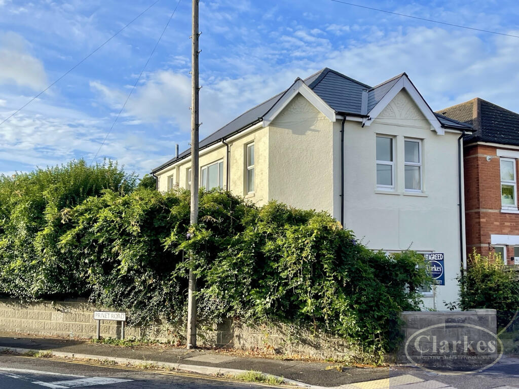 6 bed Detached for rent in Bournemouth. From Clarkes Estate Agents - Bournemouth