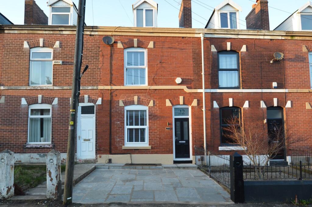 3 bed Mid Terraced House for rent in Whitefield. From Clive Anthony Sales & Lettings - Whitefield