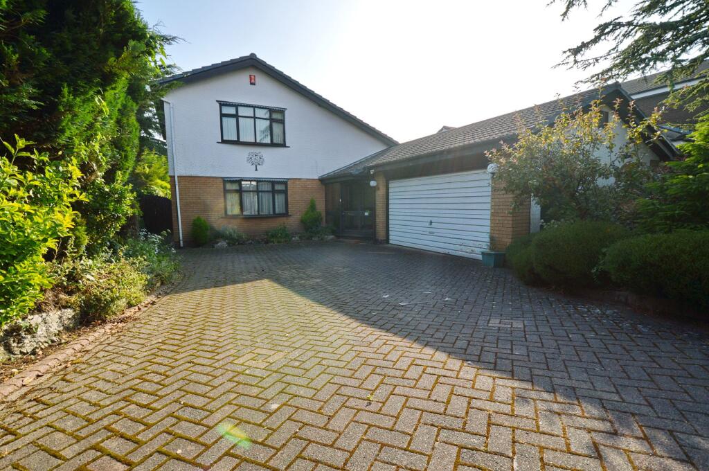 3 bed Bungalow for rent in Whitefield. From Clive Anthony Sales & Lettings - Whitefield