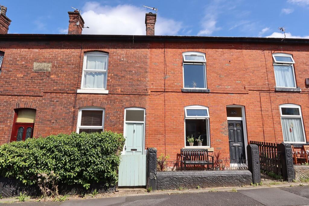 2 bed Mid Terraced House for rent in Simister. From Clive Anthony Sales & Lettings - Whitefield