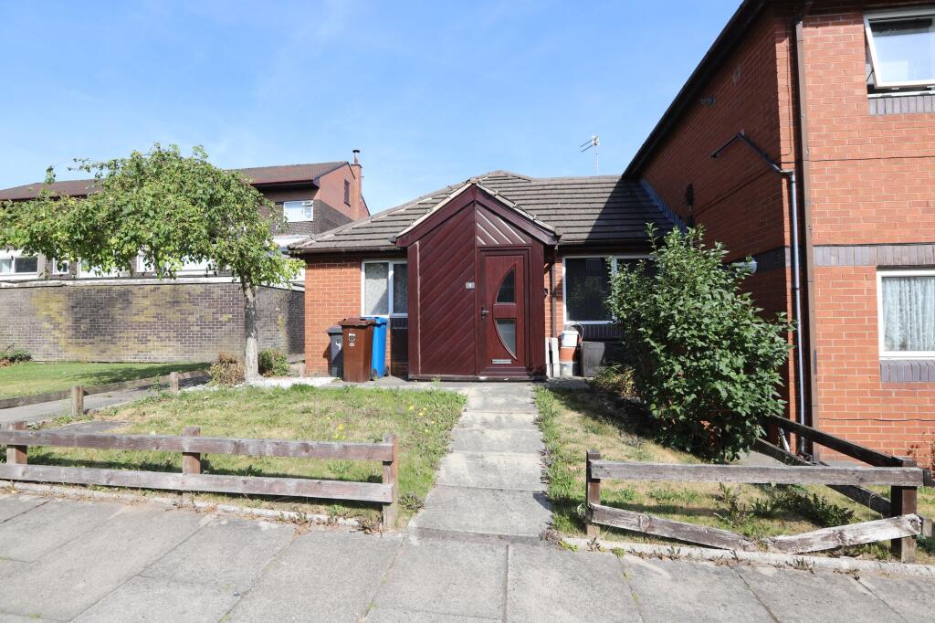 1 bed Bungalow for rent in Whitefield. From Clive Anthony Sales & Lettings - Whitefield