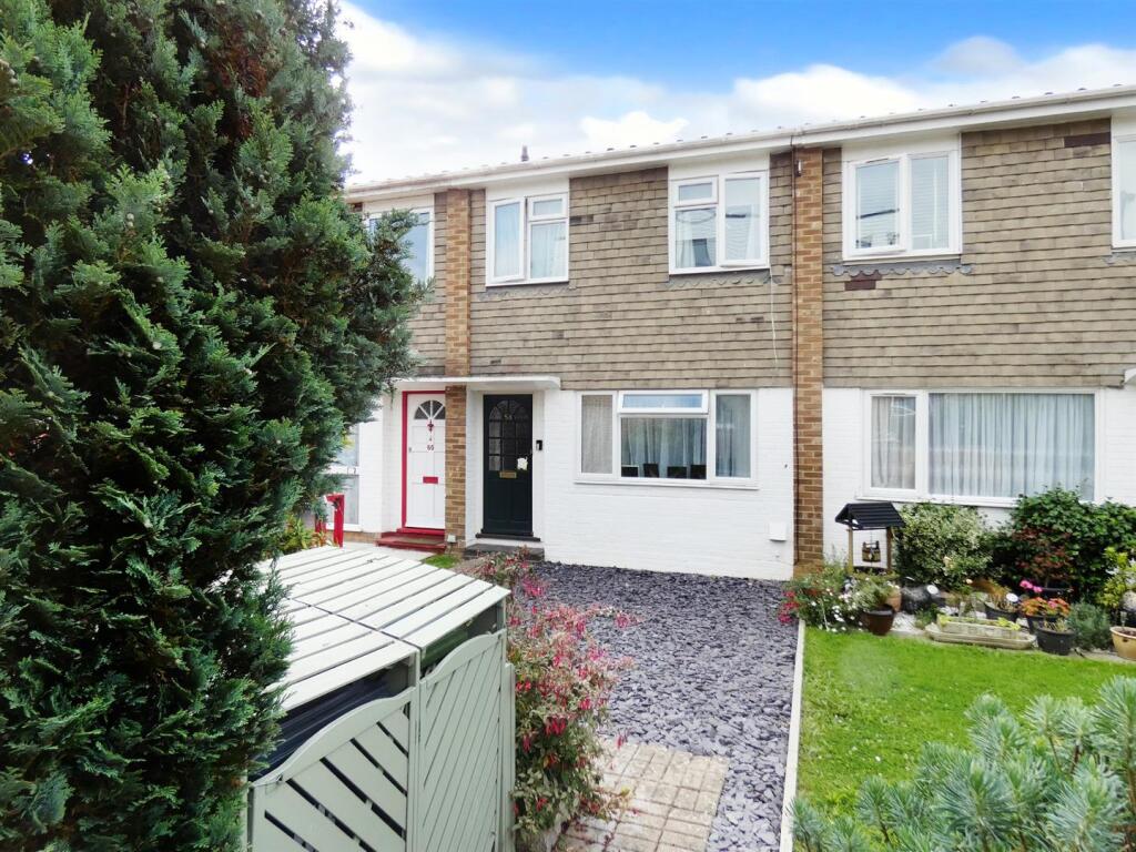 3 bed Mid Terraced House for rent in Littlehampton. From Glyn-Jones & Co - Rustington Covering West Sussex 3 bed Mid Terraced House for rent in Littlehampton. From Glyn-Jones & Co - Rustington Covering West Sussex