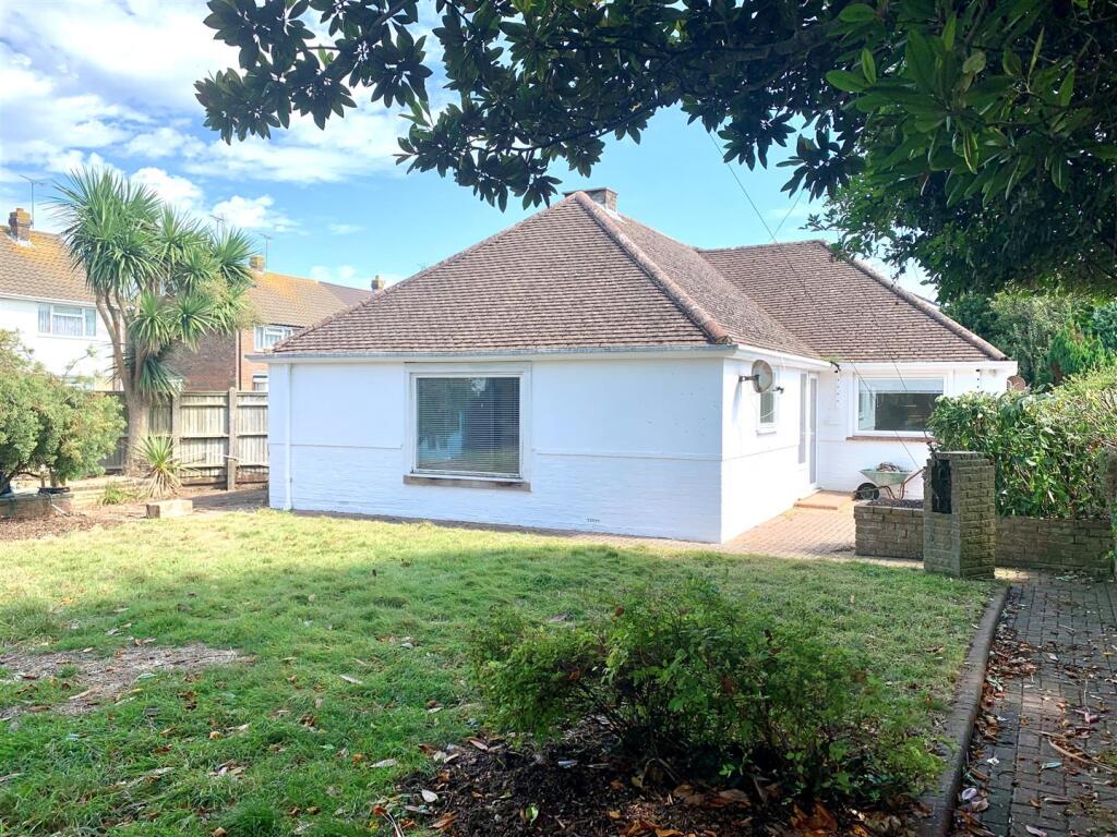 2 bed Semi-detached bungalow for rent in West Kingston. From Glyn-Jones & Co - Rustington Covering West Sussex