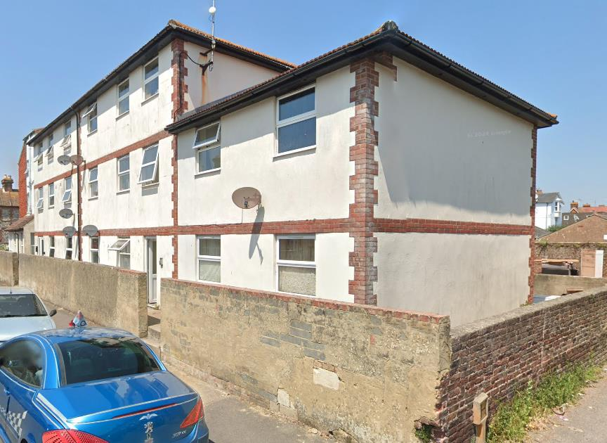 2 bed Apartment for rent in Littlehampton. From Glyn-Jones & Co - Rustington Covering West Sussex