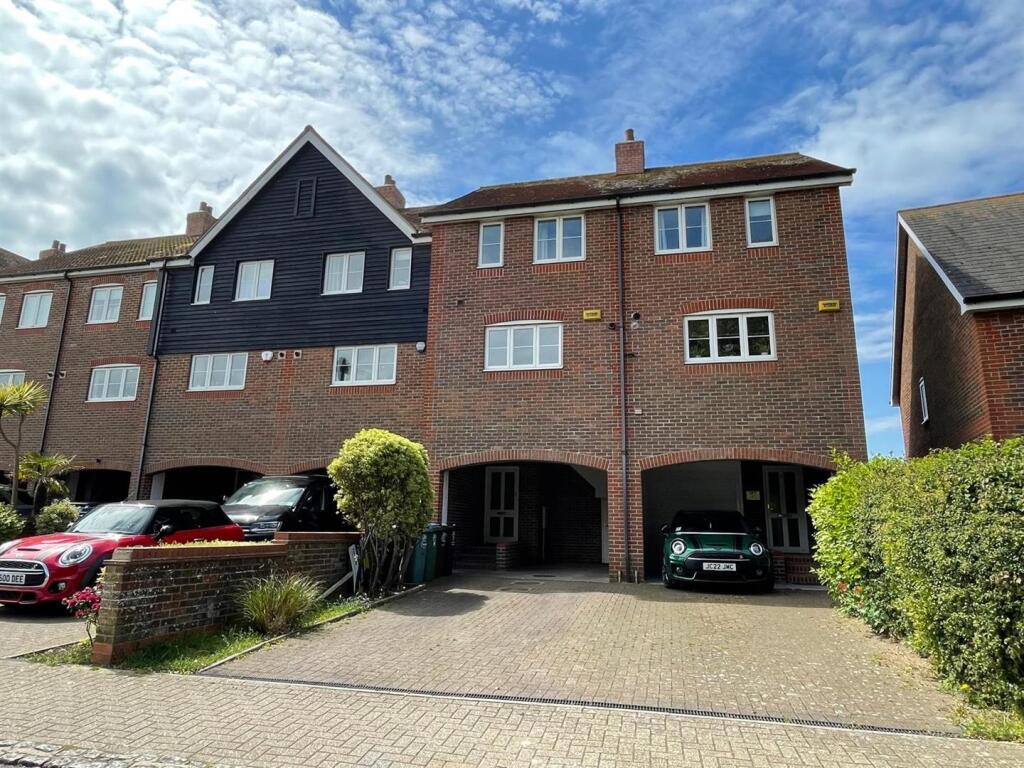 3 bed Mid Terraced House for rent in Littlehampton. From Glyn-Jones & Co - Rustington Covering West Sussex 3 bed Mid Terraced House for rent in Littlehampton. From Glyn-Jones & Co - Rustington Covering West Sussex