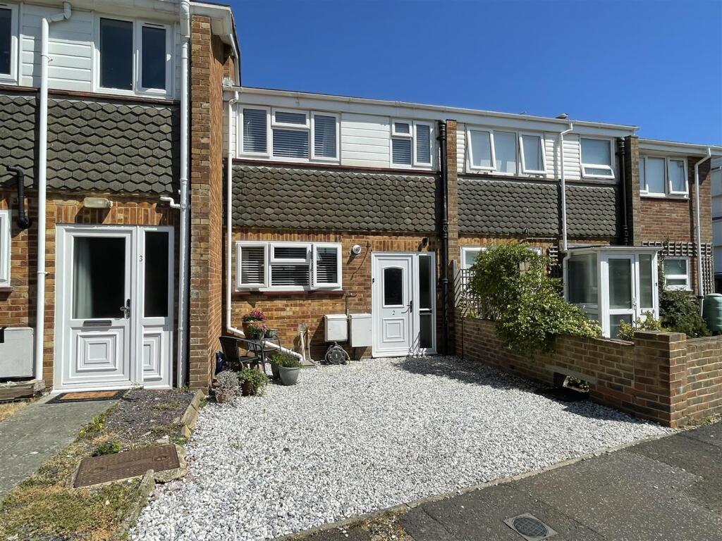 2 bed Mid Terraced House for rent in West Kingston. From Glyn-Jones & Co - Rustington Covering West Sussex