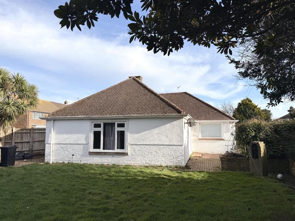 2 bed Semi-detached bungalow for rent in West Kingston. From Glyn-Jones & Co - Rustington Covering West Sussex