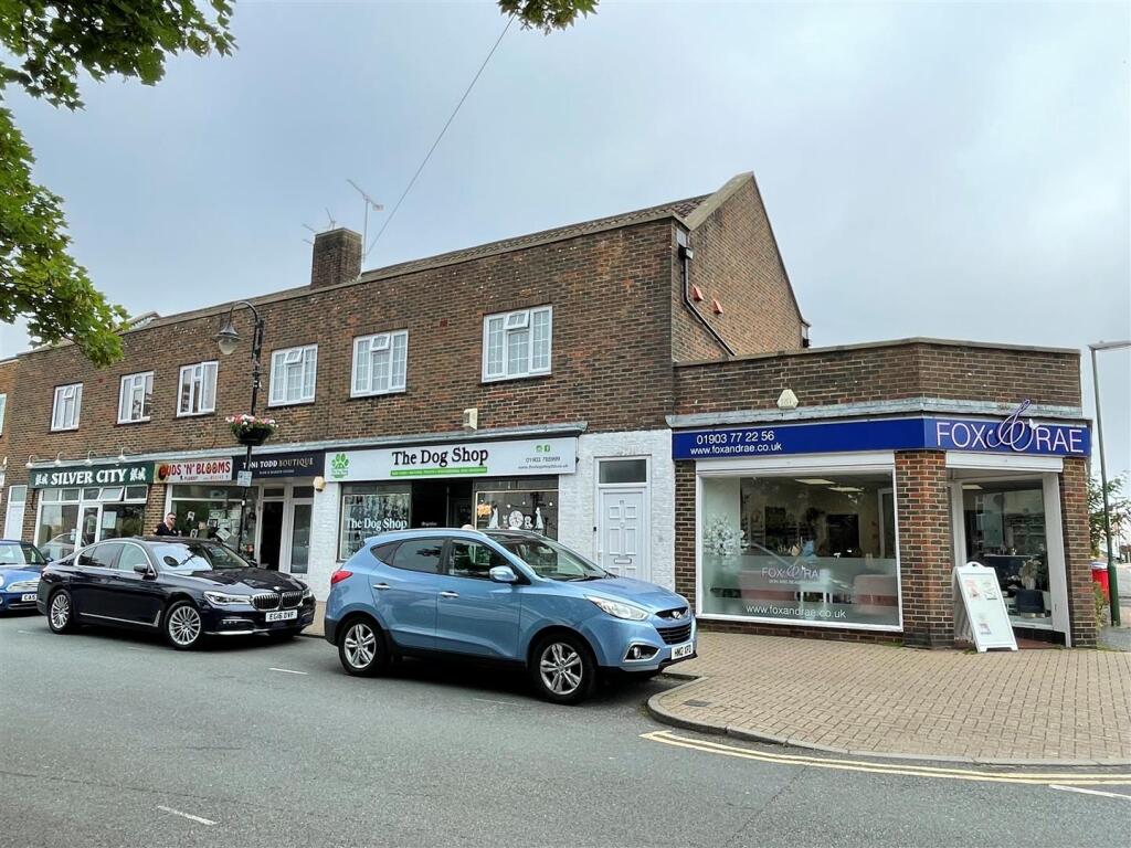 2 bed Apartment for rent in West Kingston. From Glyn-Jones & Co - Rustington Covering West Sussex 2 bed Apartment for rent in West Kingston. From Glyn-Jones & Co - Rustington Covering West Sussex