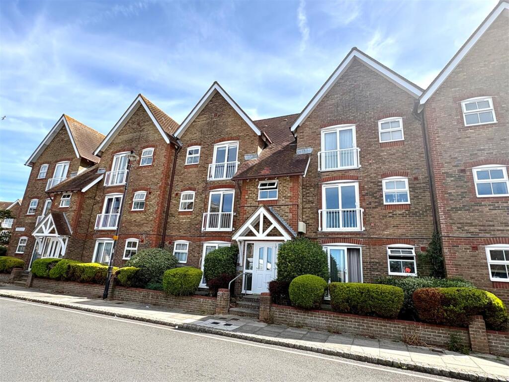 1 bed Apartment for rent in Littlehampton. From Glyn-Jones & Co - Rustington Covering West Sussex 1 bed Apartment for rent in Littlehampton. From Glyn-Jones & Co - Rustington Covering West Sussex