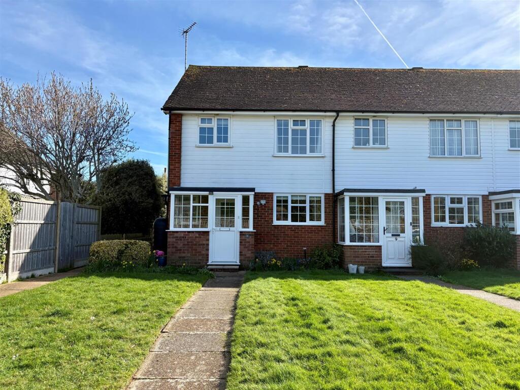 2 bed End of Terrace for rent in West Kingston. From Glyn-Jones & Co - Rustington Covering West Sussex
