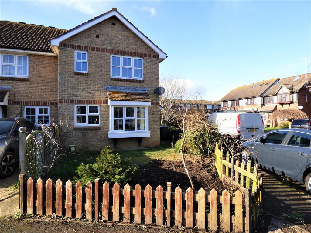 1 bed End of Terrace for rent in Toddington. From Glyn-Jones & Co - Rustington Covering West Sussex 1 bed End of Terrace for rent in Toddington. From Glyn-Jones & Co - Rustington Covering West Sussex