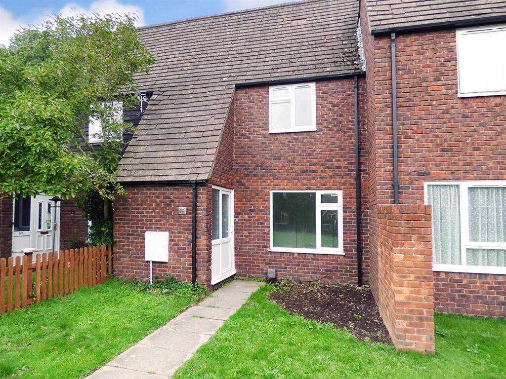 3 bed Mid Terraced House for rent in Chichester. From Glyn-Jones & Co - Rustington Covering West Sussex