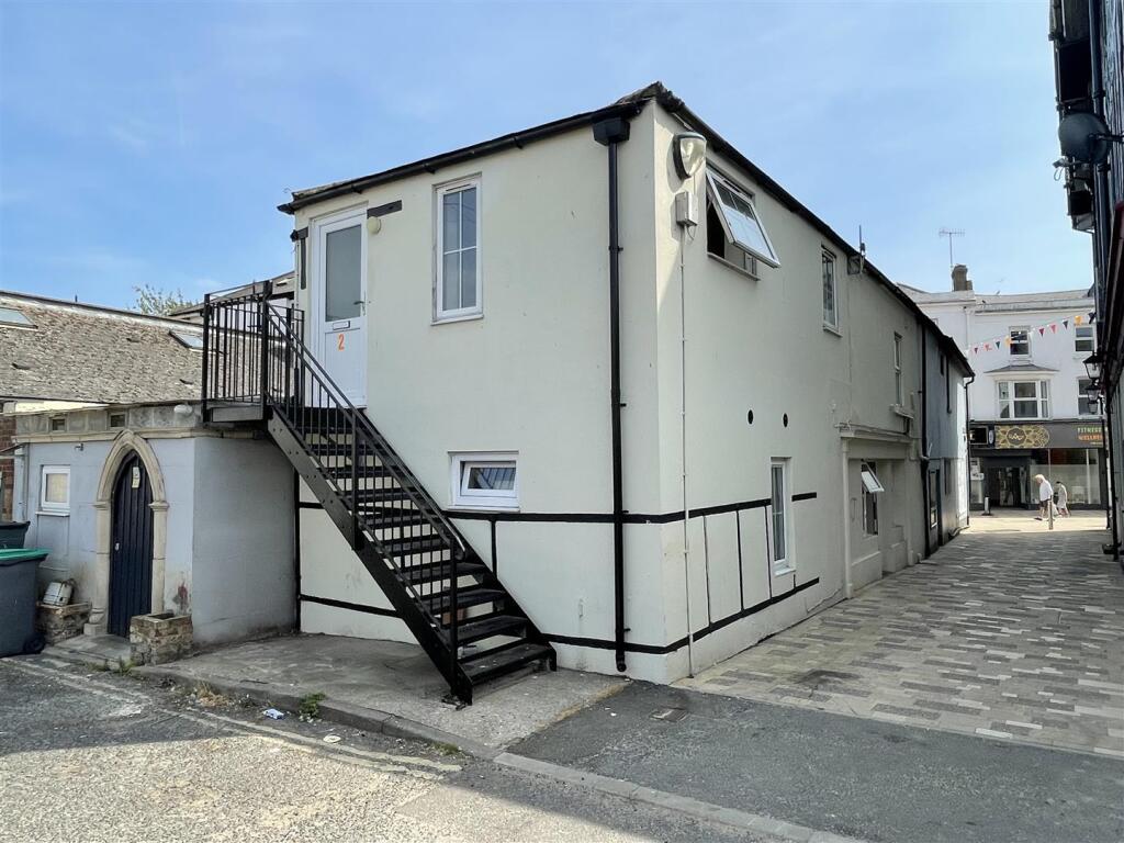 1 bed Apartment for rent in Littlehampton. From Glyn-Jones & Co - Rustington Covering West Sussex