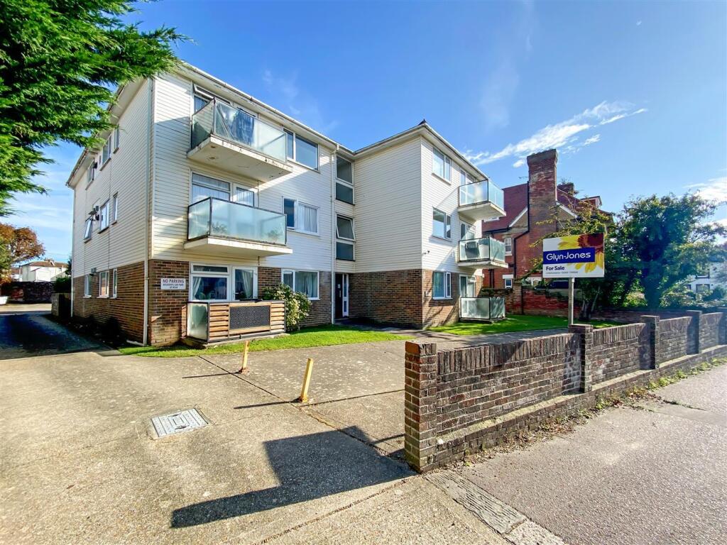 1 bed Not Specified for rent in Littlehampton. From Glyn-Jones & Co - Rustington Covering West Sussex