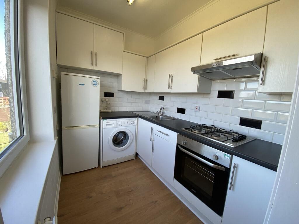 2 bed 1st Floor Flat for rent in Hermiston. From Cullen Property Ltd - Edinburgh 2 bed 1st Floor Flat for rent in Hermiston. From Cullen Property Ltd - Edinburgh