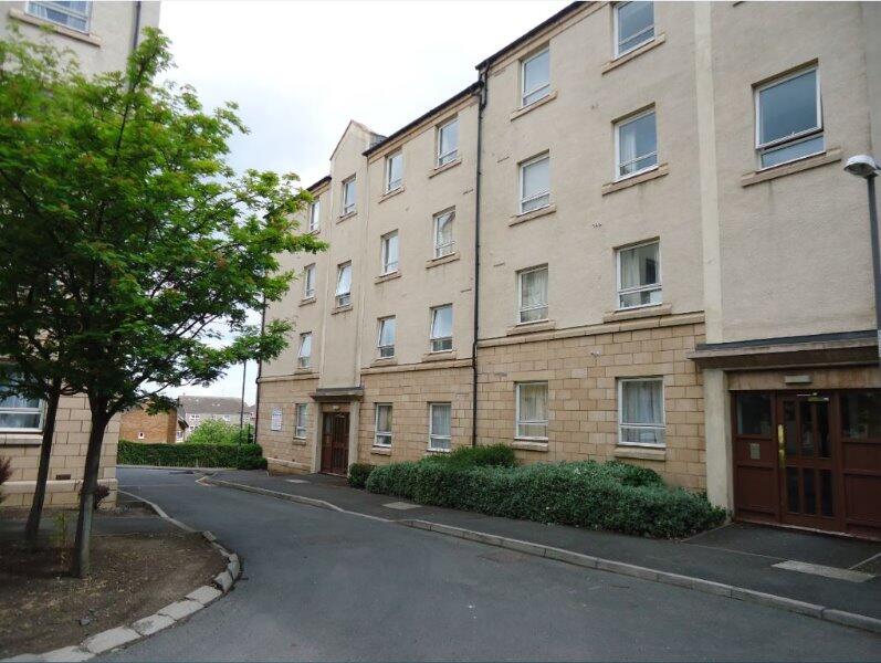 3 bed 1st Floor Flat for rent in Edinburgh. From Cullen Property Ltd - Edinburgh 3 bed 1st Floor Flat for rent in Edinburgh. From Cullen Property Ltd - Edinburgh
