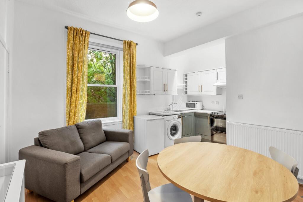 2 bed 1st Floor Flat for rent in Edinburgh. From Cullen Property Ltd - Edinburgh
