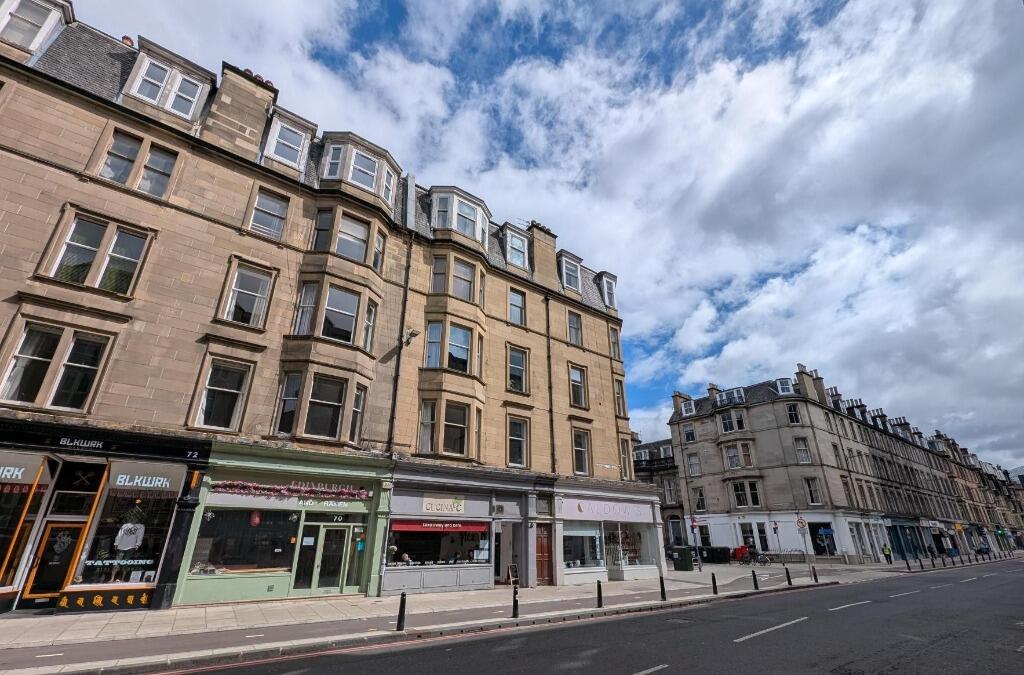 4 bed 1st Floor Flat for rent in Hermiston. From Cullen Property Ltd - Edinburgh 4 bed 1st Floor Flat for rent in Hermiston. From Cullen Property Ltd - Edinburgh