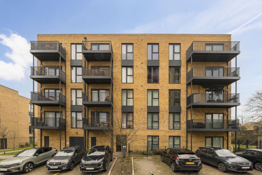 3 bed Apartment for rent in London. From Conran Estates - Charlton 3 bed Apartment for rent in London. From Conran Estates - Charlton