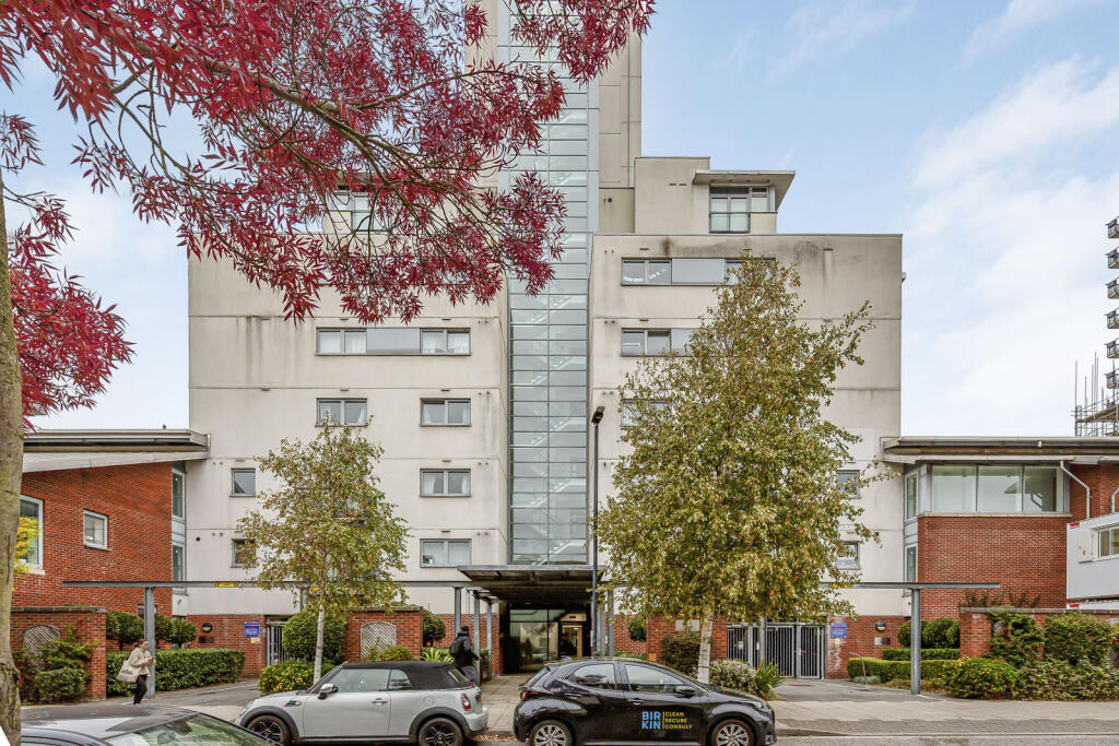 2 bed Apartment for rent in London. From Conran Estates - Charlton