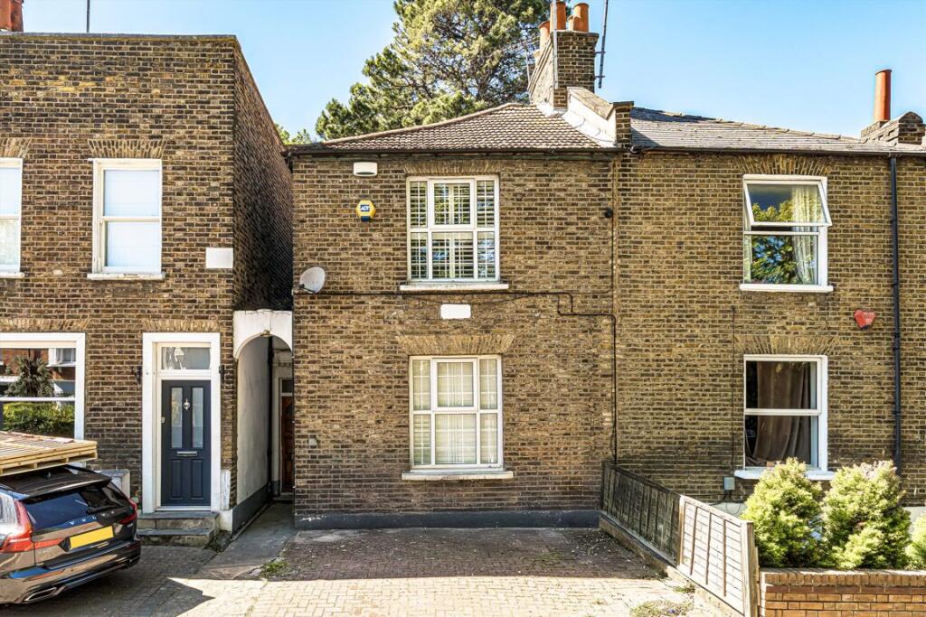 3 bed Semi Detached for rent in Woolwich. From Conran Estates - Charlton
