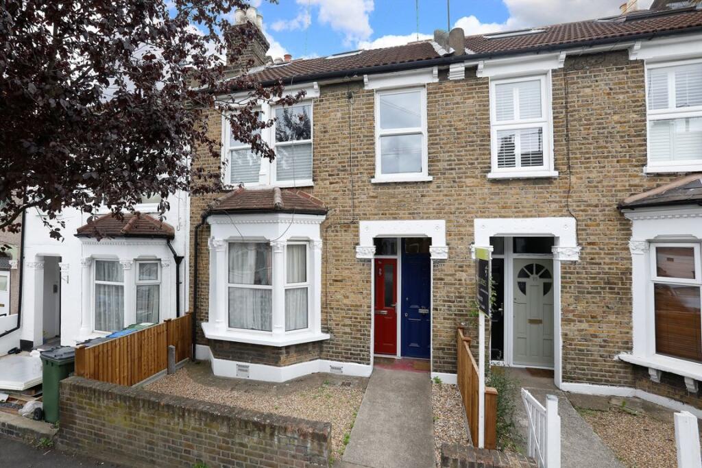 2 bed 1st Floor Flat for rent in Greenwich. From Conran Estates - Charlton