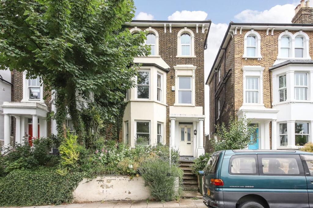 2 bed 1st Floor Flat for rent in Woolwich. From Conran Estates - Charlton 2 bed 1st Floor Flat for rent in Woolwich. From Conran Estates - Charlton