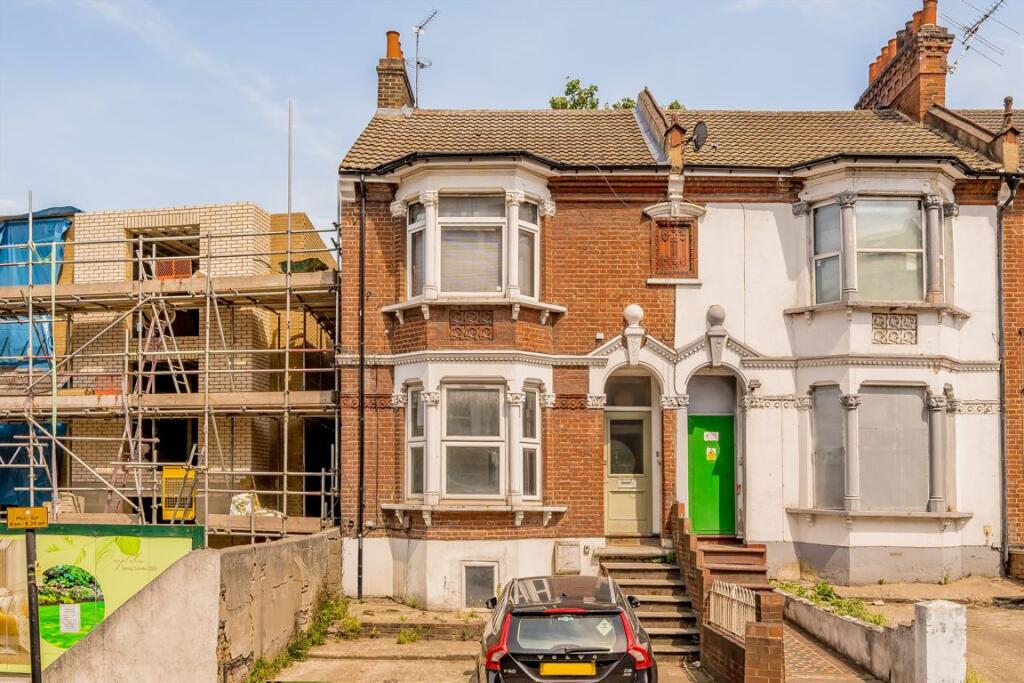 2 bed 1st Floor Flat for rent in Woolwich. From Conran Estates - Charlton 2 bed 1st Floor Flat for rent in Woolwich. From Conran Estates - Charlton